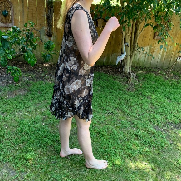 Patrice Breal Sleeveless Dress - Picture 7 of 10